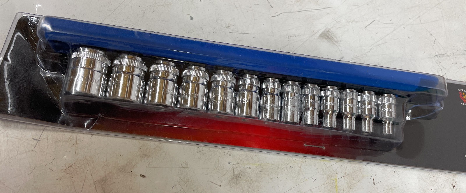 GearWrench 6 Point Standard Metric Socket Set, 1/4″ Drive, 13-Piece, 80302D