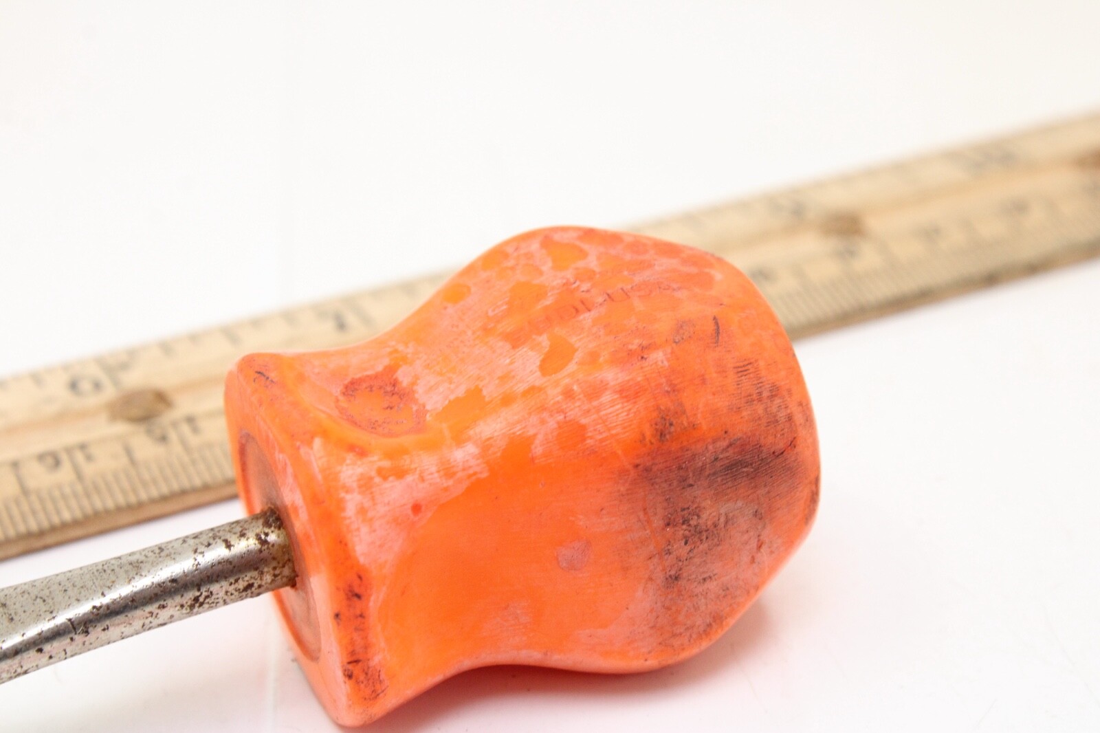 Snap On SDD1 1/4″ x 1-1/2″ Hard Orange Handle Flat/Slotted Stubby Screwdriver US