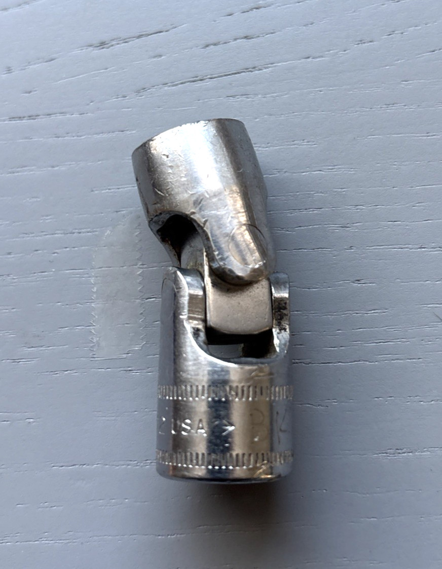 Snap-on # FSUM12 12mm 6pt Flex Swivel Socket 3/8″ Drive USA Fast Shipping