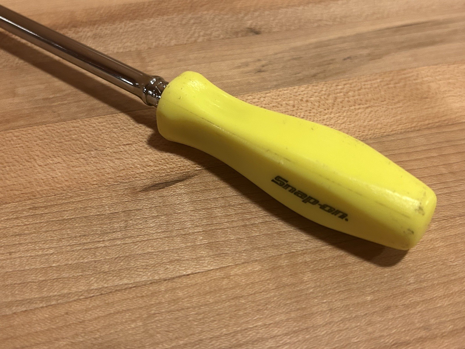 Snap-on Tools | THLLF72 Hi-Viz 3/8” Conversion + Hard Handle X-Long Flex Ratchet