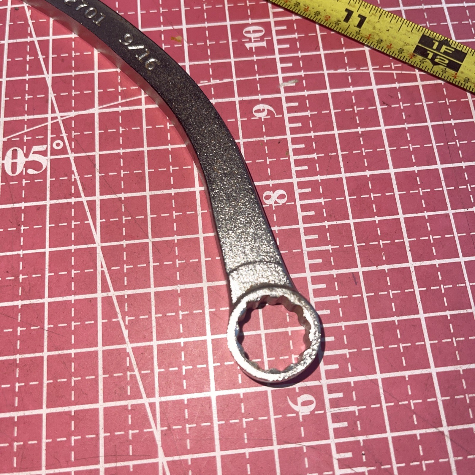 NOS Bonney USA 2701 5/8 In X 9/16 In SAE Obstruction 12 Point Wrench Banana Dist