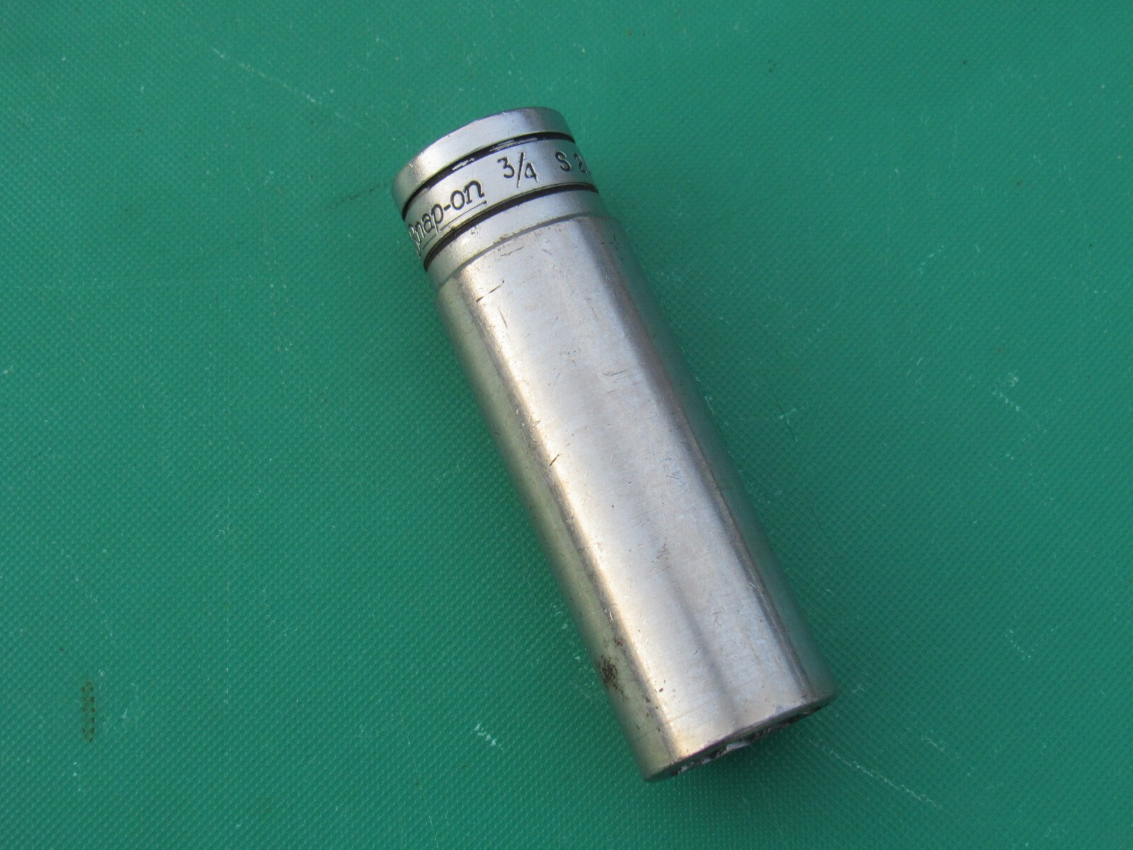 SNAP ON 3/4″ S241 1/2″ DRIVE SAE 12 POINT DEEP CHROME SOCKET 3/4 IN S 241 USED