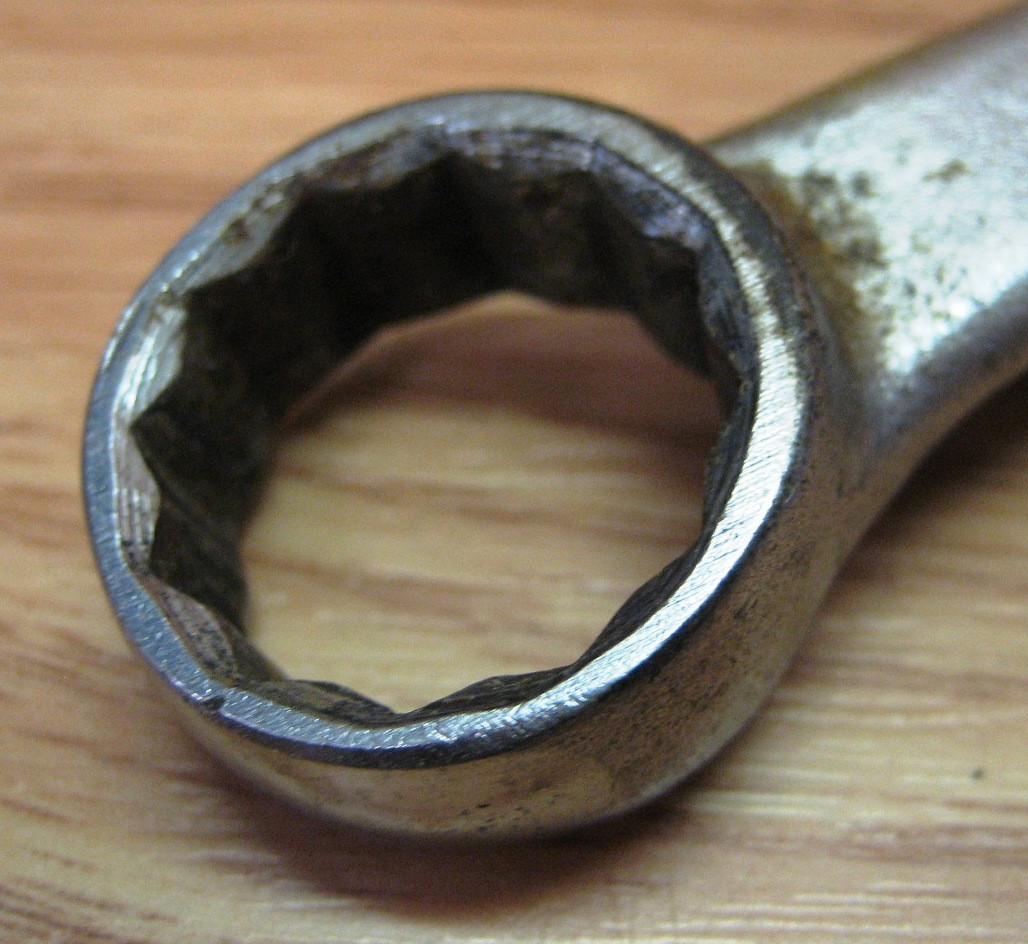 Proto (1222) 11/16 x 11/16 12 Point Open / Closed Combination Wrench **U.S.A**