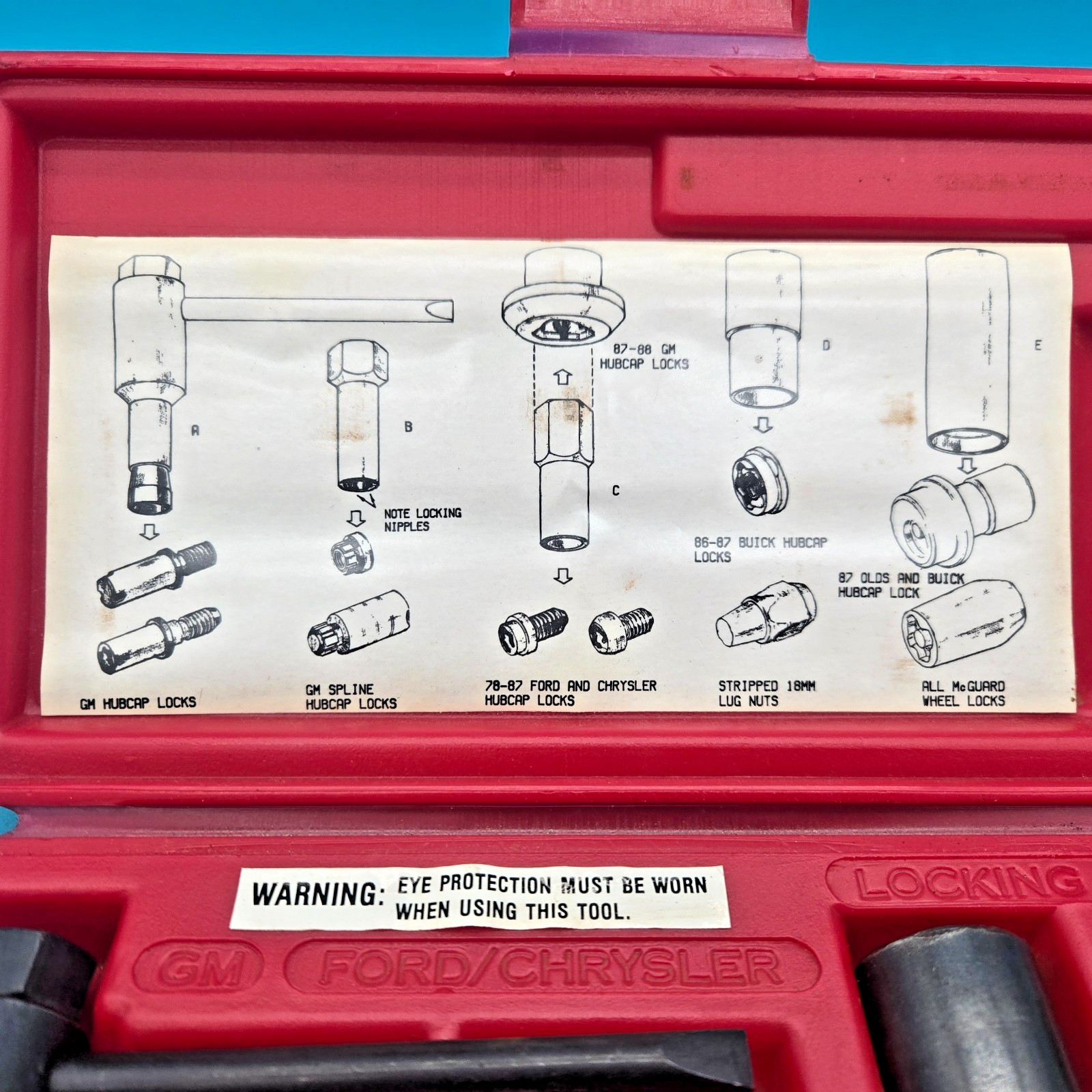 CUSTOM HUBCAP & WHEEL LOCK REMOVAL KIT.