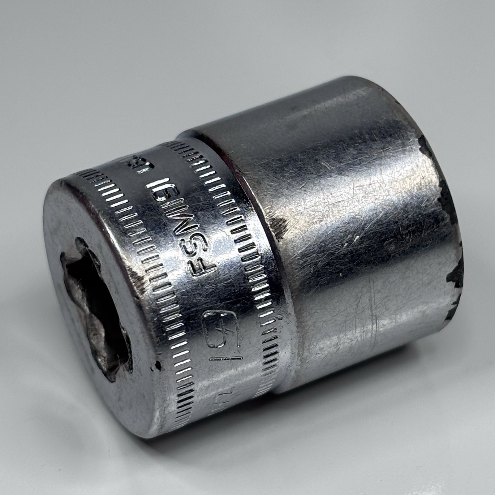 Snap On Tools FSM191 3/8 Dr 6Pt Metric 19mm Flank Dr Shallow Chrome Socket USA