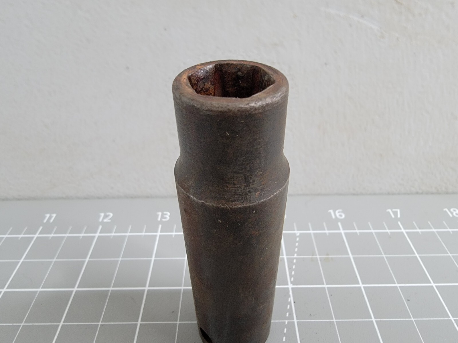 Snap-On 1/2 inch Deep Impact Socket 6 Point 1/2 Drive SIM160 Fair Used Condition
