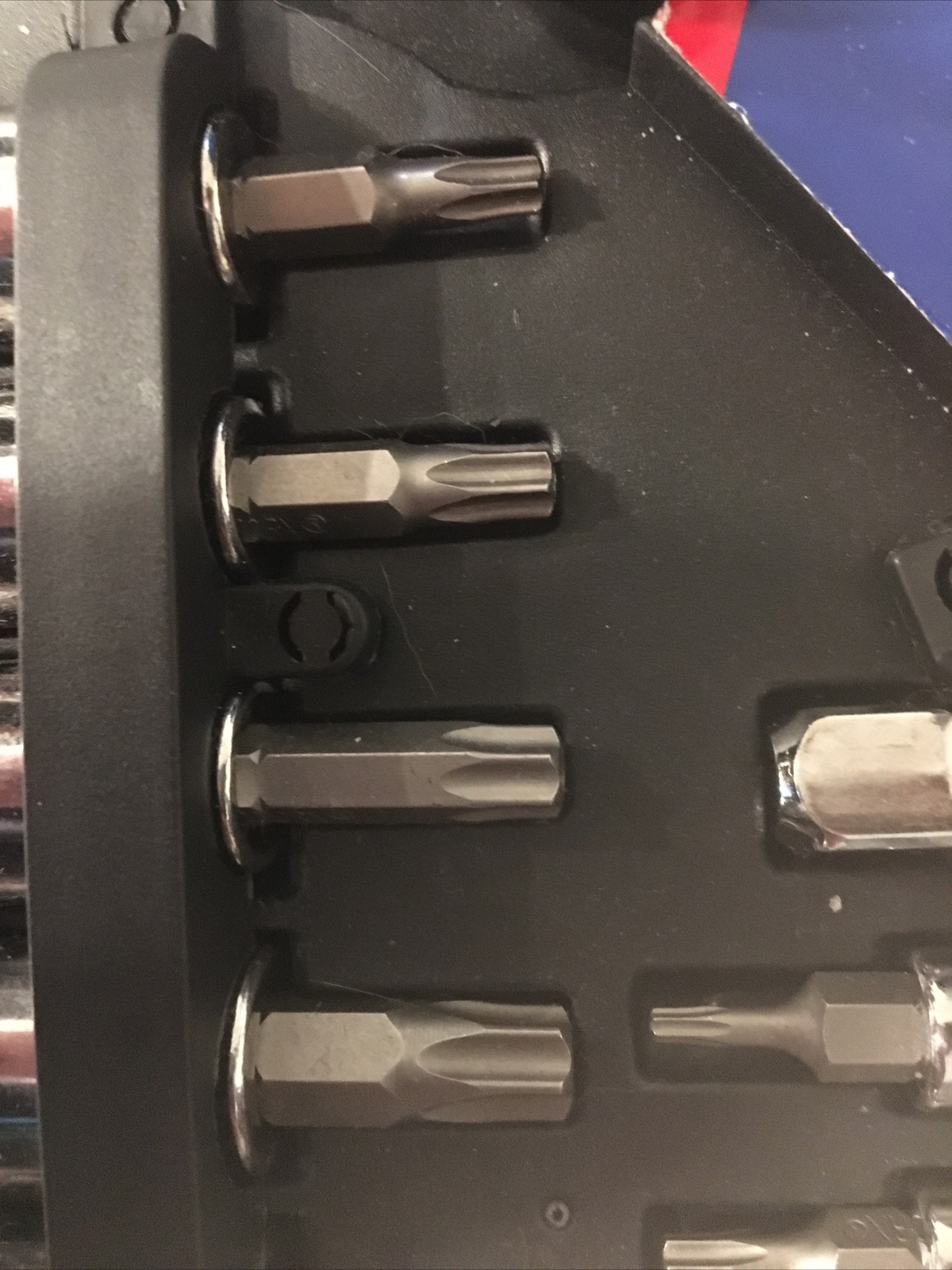 Duralast 14pc tamper proof torx bit socket and gimbal ratchet set