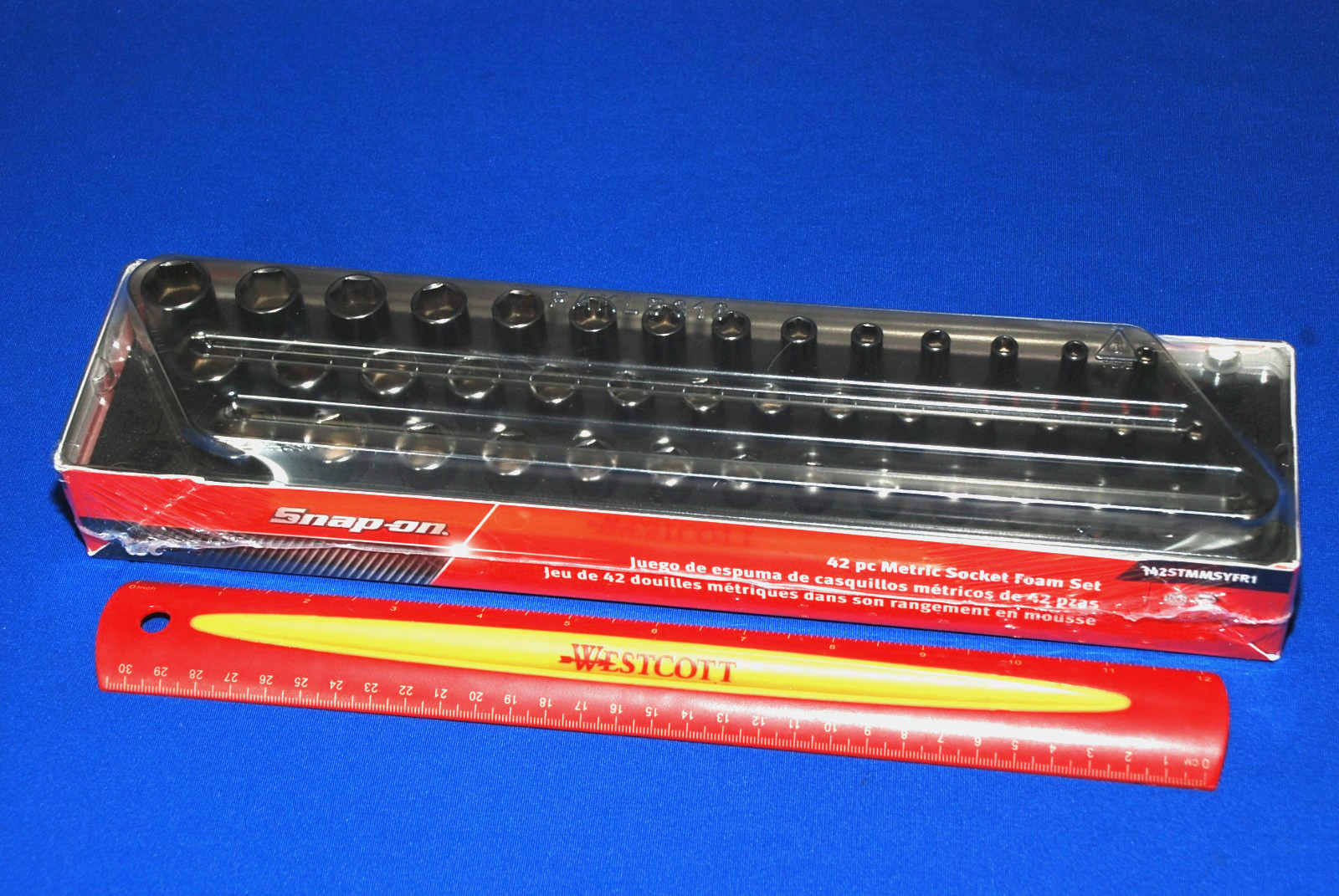 Snap-on NEW 42 PIECE 1/4″ Drive 6-Point Metric Socket Set with Red PRO-FI Foam