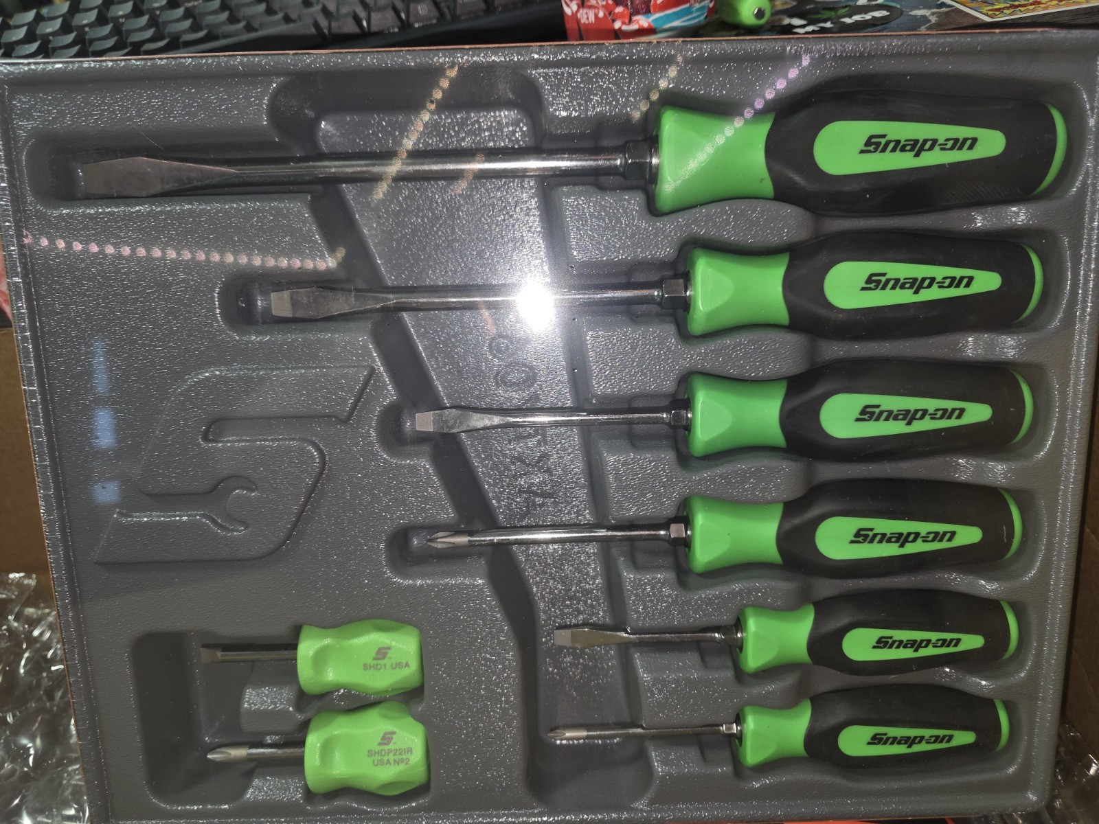 Snap On 8 Pc Soft Grip Combination Screwdriver Set Green SGDX80BG