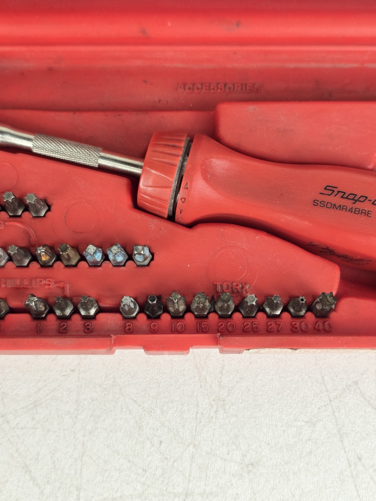 Snap On Tools Ratcheting Screwdriver Set Red Dale Earnhardt Bits & Case SSDMR220
