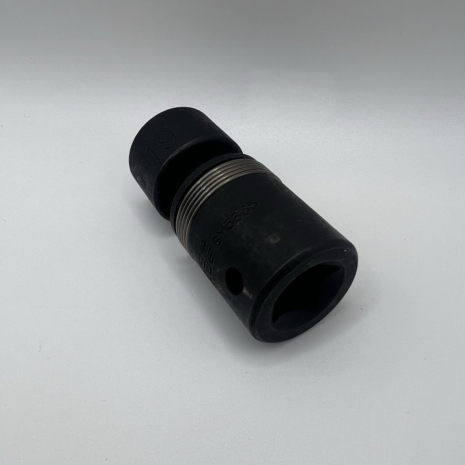 Power Torque 1/2″ Drive Swivel Impact Socket 19mm 6 Point Metric GM5365