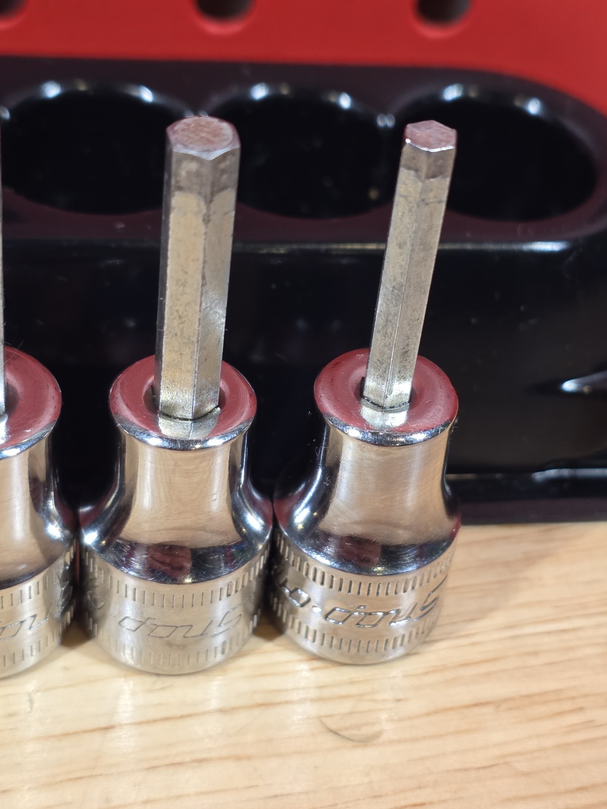 Snap-on Tools 207EFAMY 4-10mm 3/8″ Drive 7-Piece Metric Hex Socket With Holder