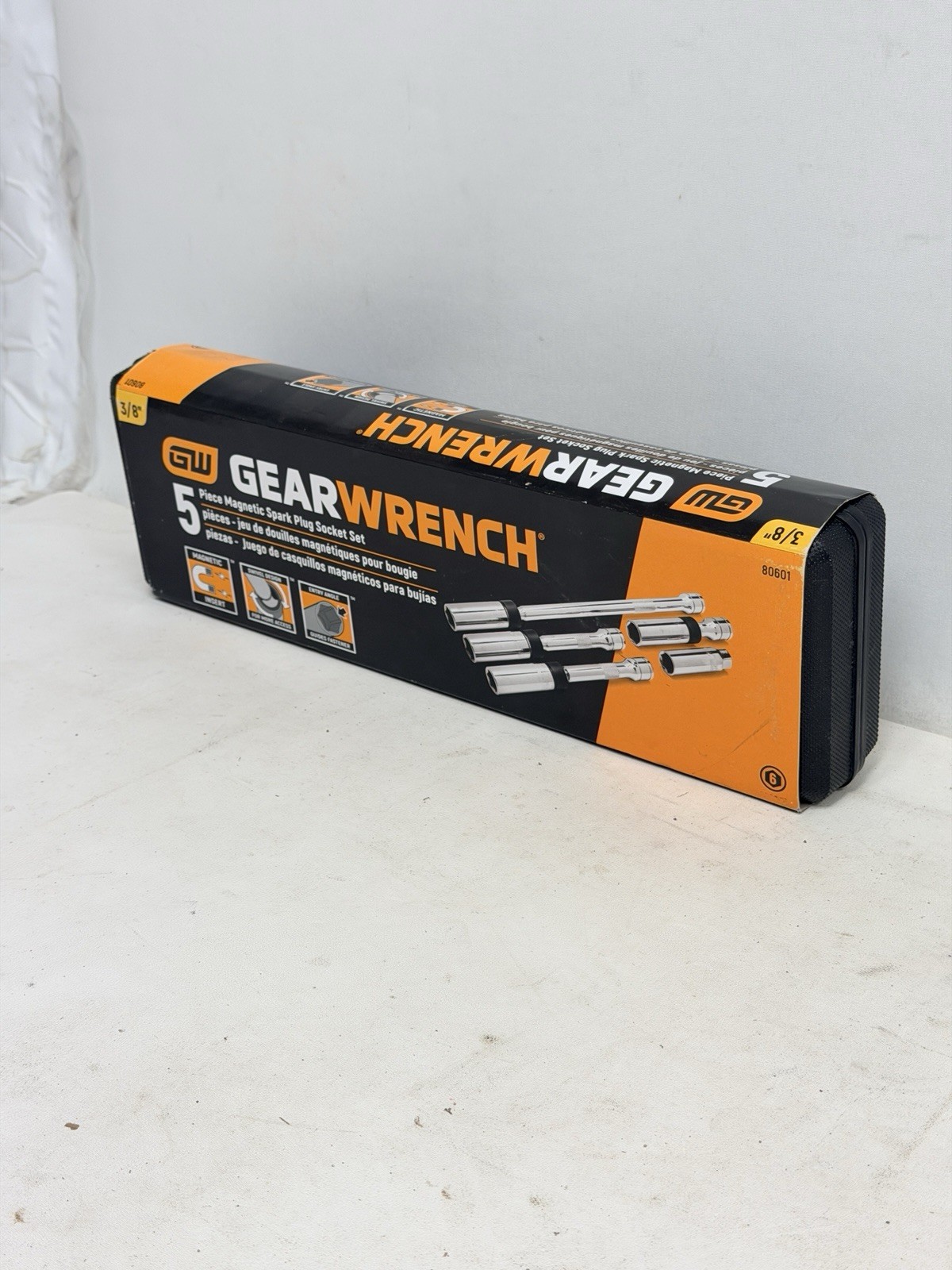 GEARWRENCH 5 Pc 3/8″ Drive 6 Pt. Magnetic Swivel Spark Plug Socket Set (80601)
