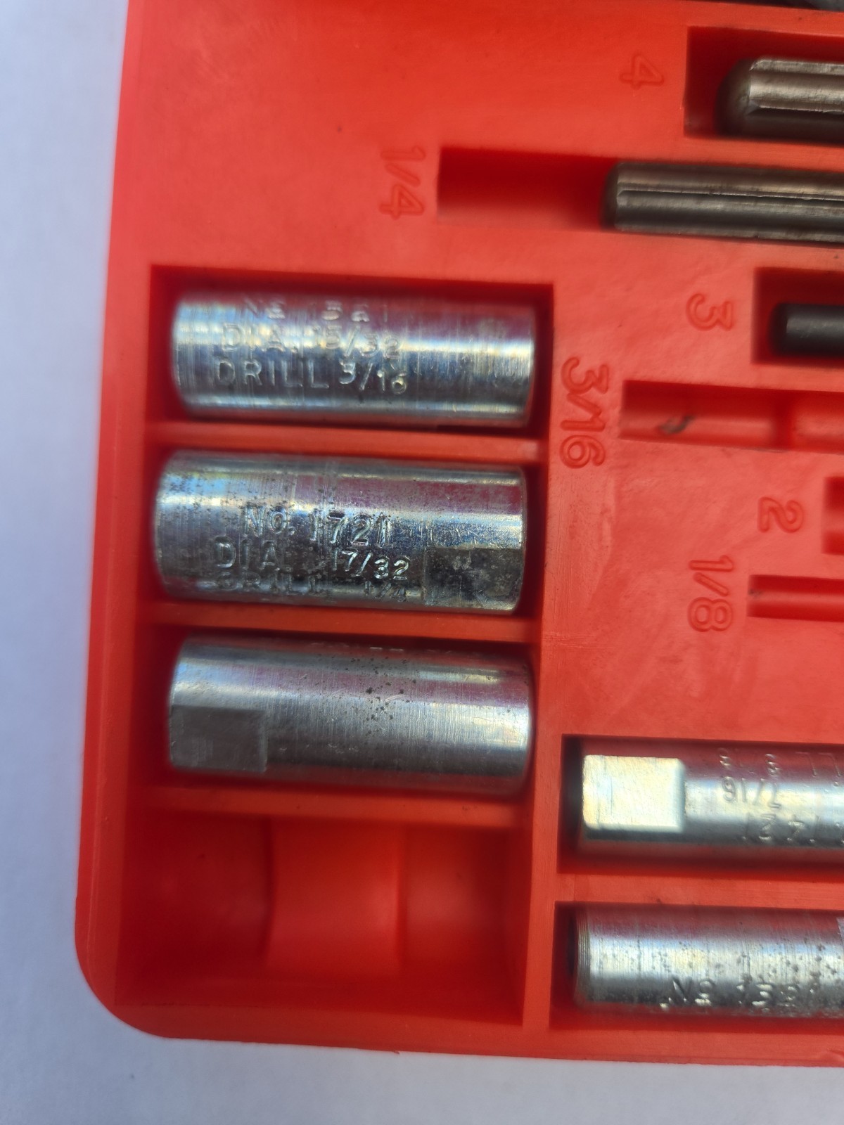 BLUE POINT No. 1020 Screw Extractor Set, MISSING PIECES, PARTIAL SET, AS IS
