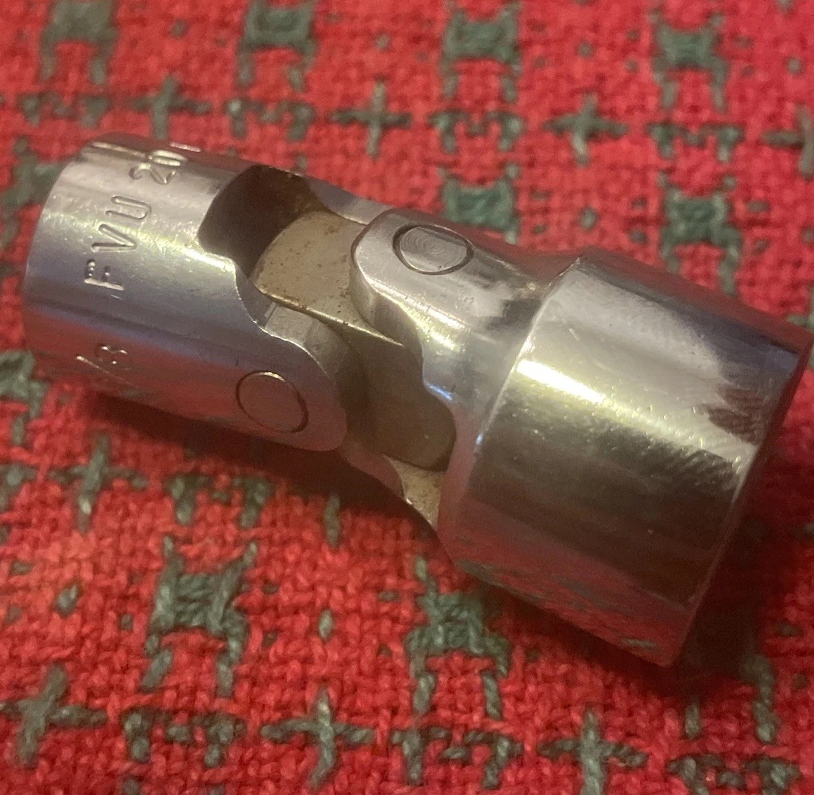 Snap-On 5/8″ Swivel Socket Universal 3/8″ Drive USA 🇺🇸. Excellent