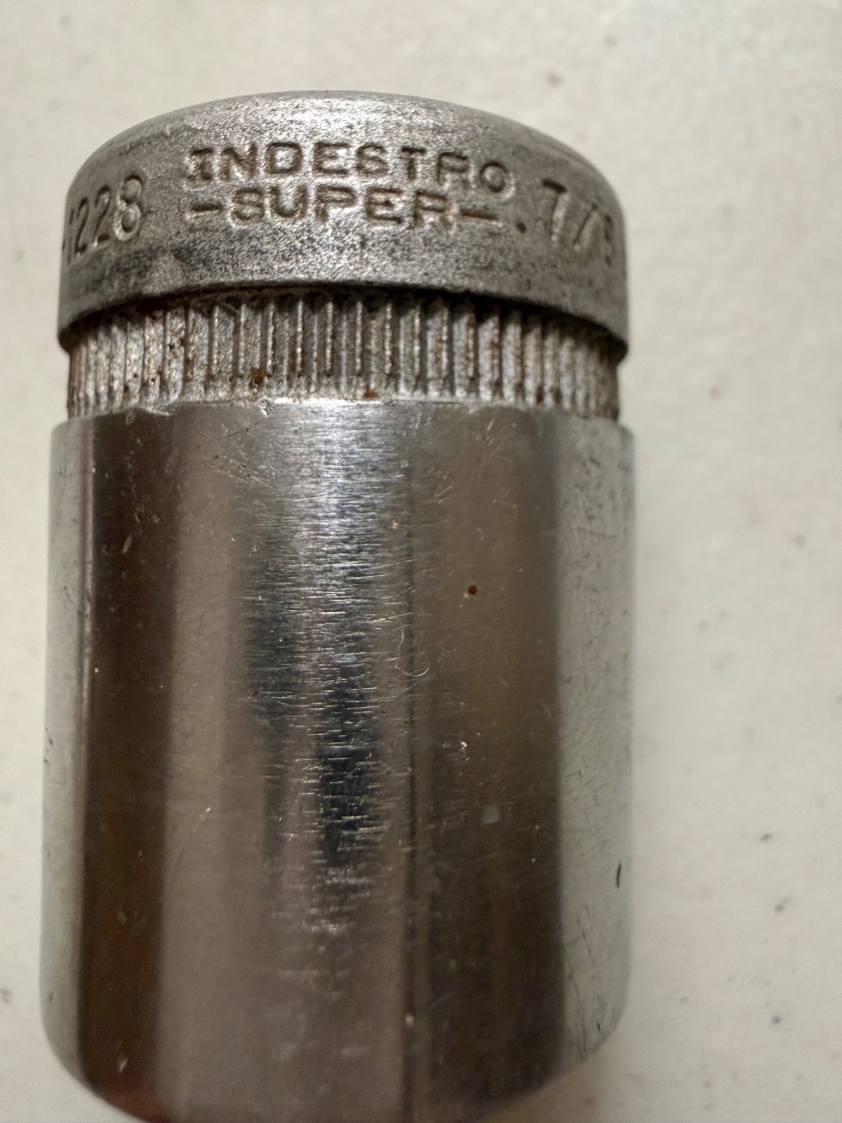 Vintage Indestro Super ,9 Sockets, 1/2″ Drive Ratchet & Breaker Bar, Good Cond