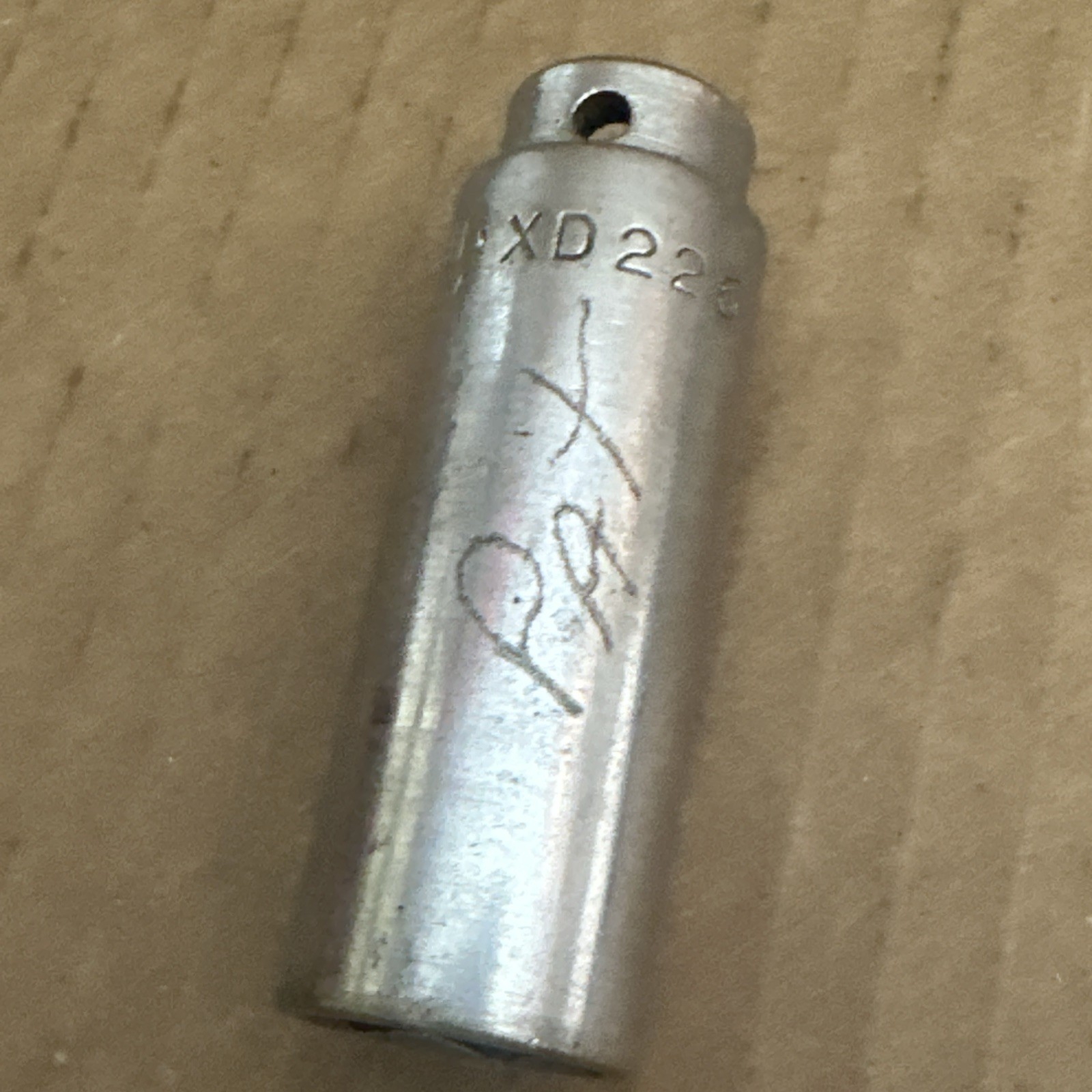 Mac Tools USA 3/8″ Drive SAE Size 11/16″ Deep 6 Point Socket XD226