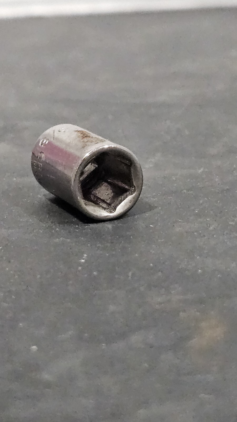 Craftsman USA 3/8″ Socket 6 Point 1/4″ Drive G2D 34596 Easy Read