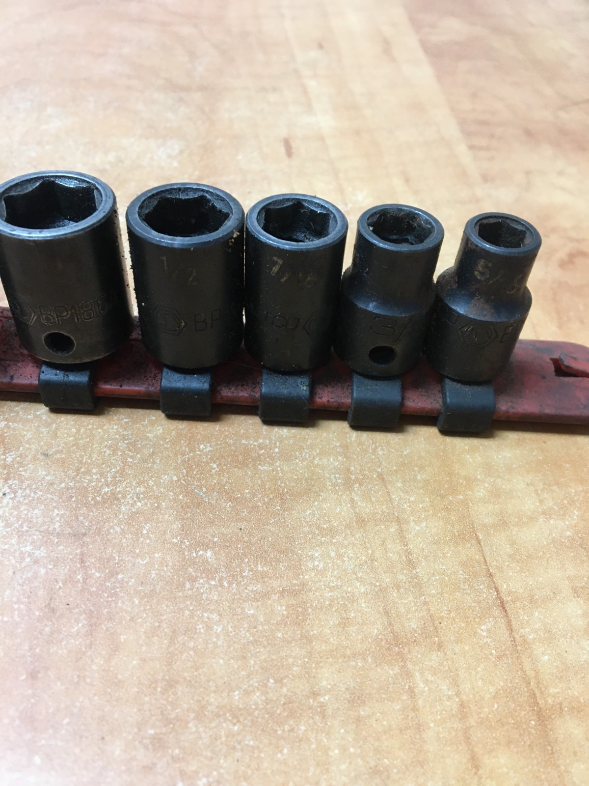 Matco Tools 8 Piece 3/8» Drive 6 Point SAE 5/16-3/4″ Impact Socket Set w/Holder