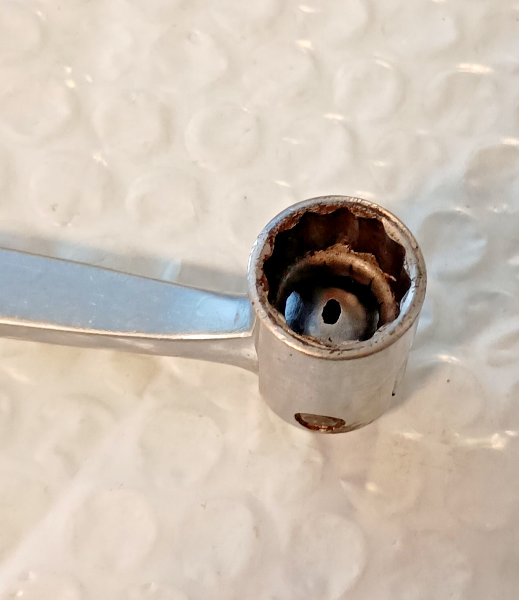 SNAP ON FHO16, 1/2″ SOCKET WRENCH, 7.75″ LONG, 12 POINT.