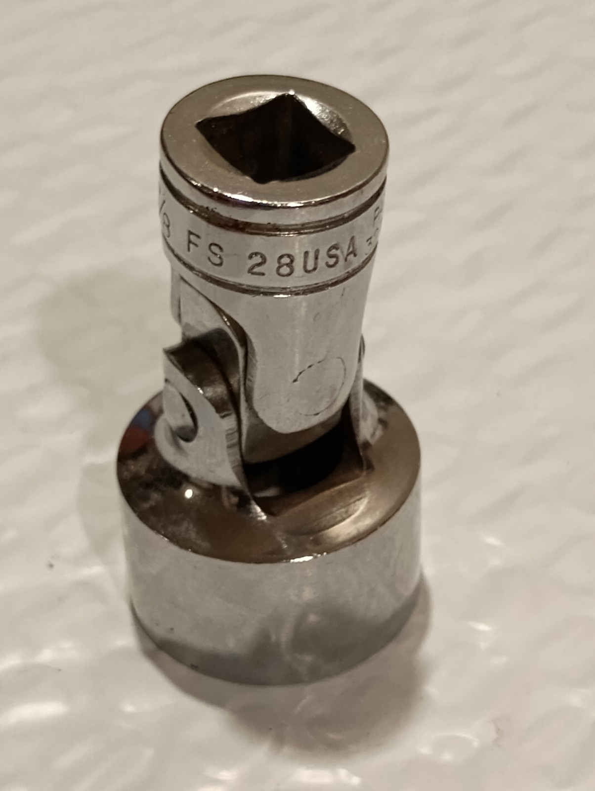 SNAP ON FS28, 3/8″ DRIVE, 7/8″ SOCKET, UNIV/SWIVEL, SHALLOW, 6 POINT.