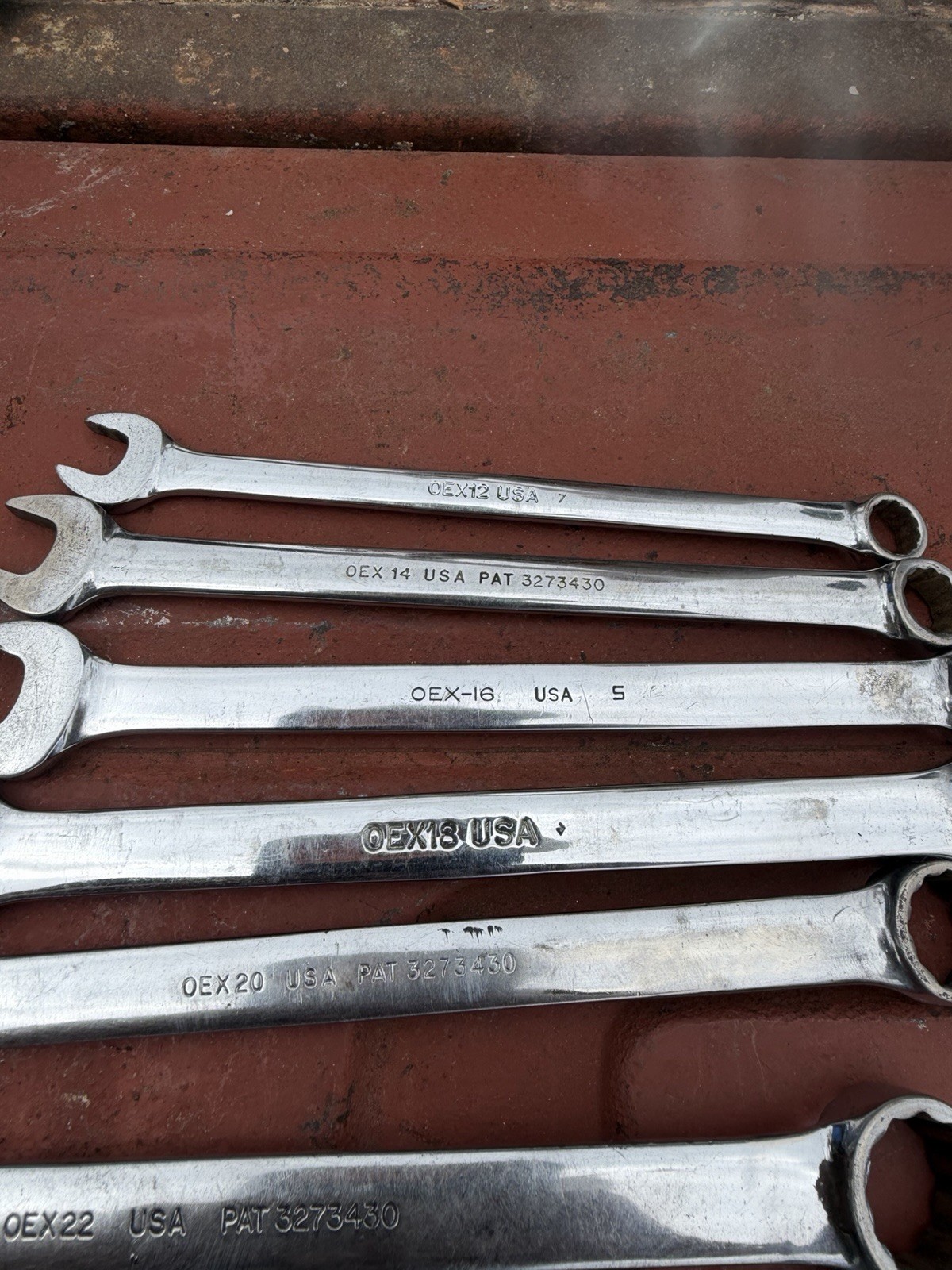 Snap-on 12 Pc. SAE 12pt. Combination Wrench Set 1 & 1/16” – 3/8”