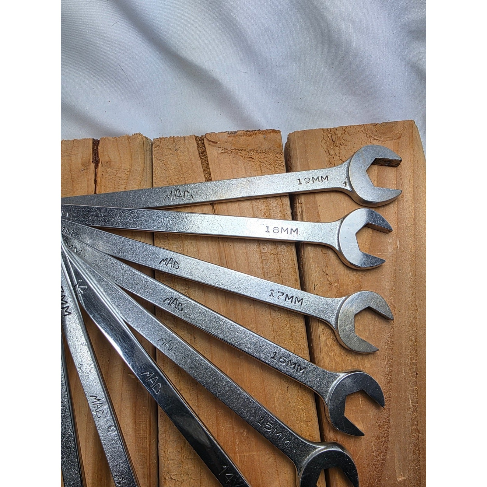 Vintage Mac Tools SML10K Metric Wrench Set Textured Matte USA Made Roll Pouch