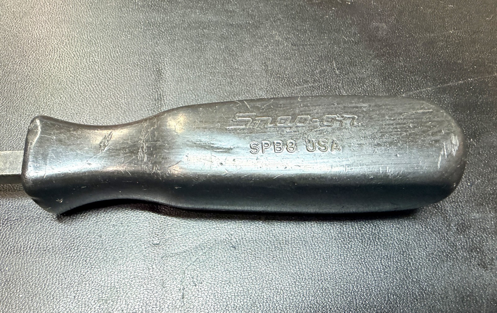 SNAP ON SPB8 Classic Black Hard Handle 8in. Pry Bar USA