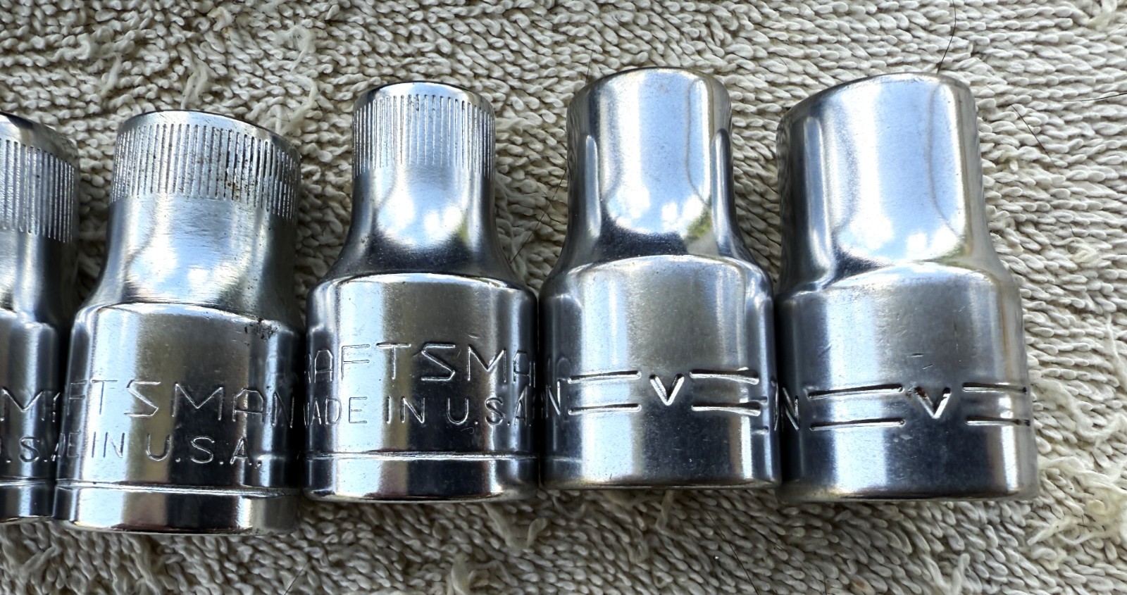 LOT OF 8, 1/2 INCH DRIVE SOCKETS AS PICTURES AND DESCRIBED