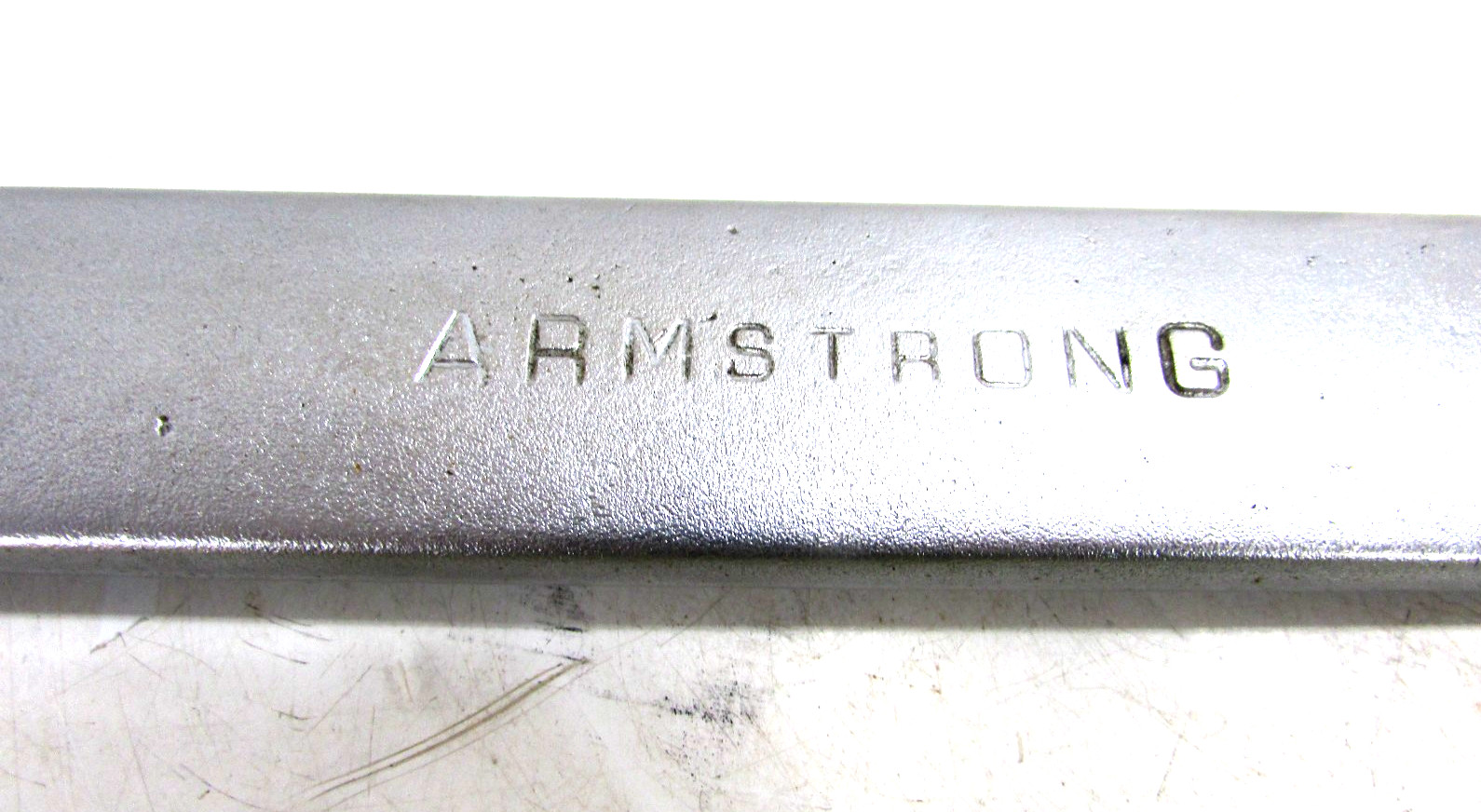ARMSTRONG TOOLS 1-5/8″ COMBINATION WRENCH, 24-1/8″ LONG, 25-252, USA