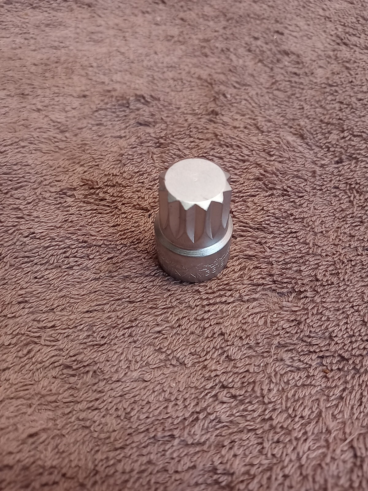 Snap On Blue point 18mm 3/8″ Drive Metric Triple Square XZN Stubby Socket Driver