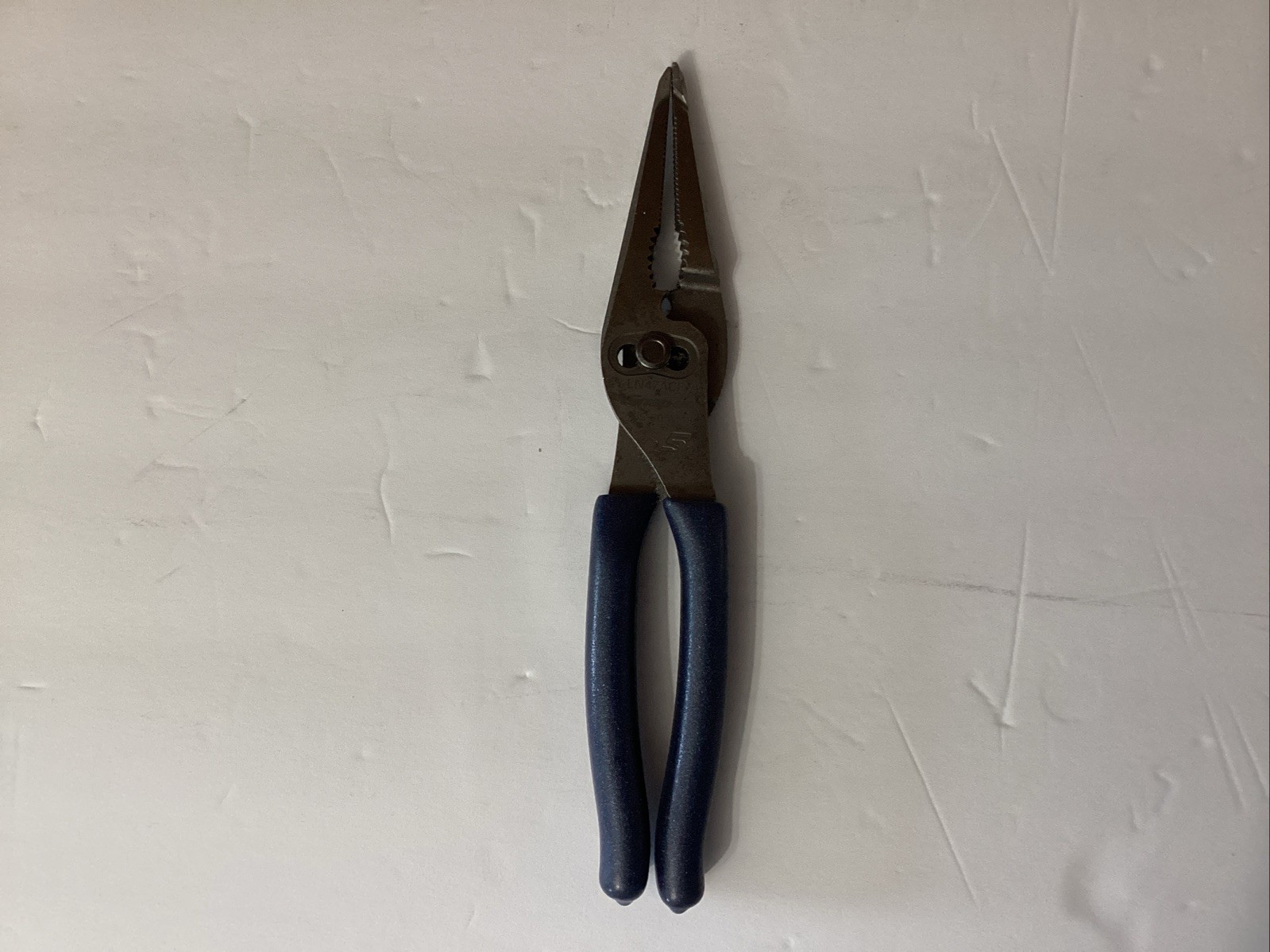 Snap-On Tools LN47ACF 9″ Talon Grip Long-Nose Slip-Joint Pliers Blue