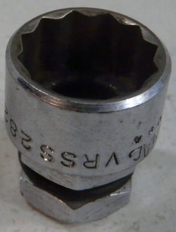 Mac Tools VRF Passthrough Socket 7/8″ External Hex Drive 7/8″ 12 Point VRSS282