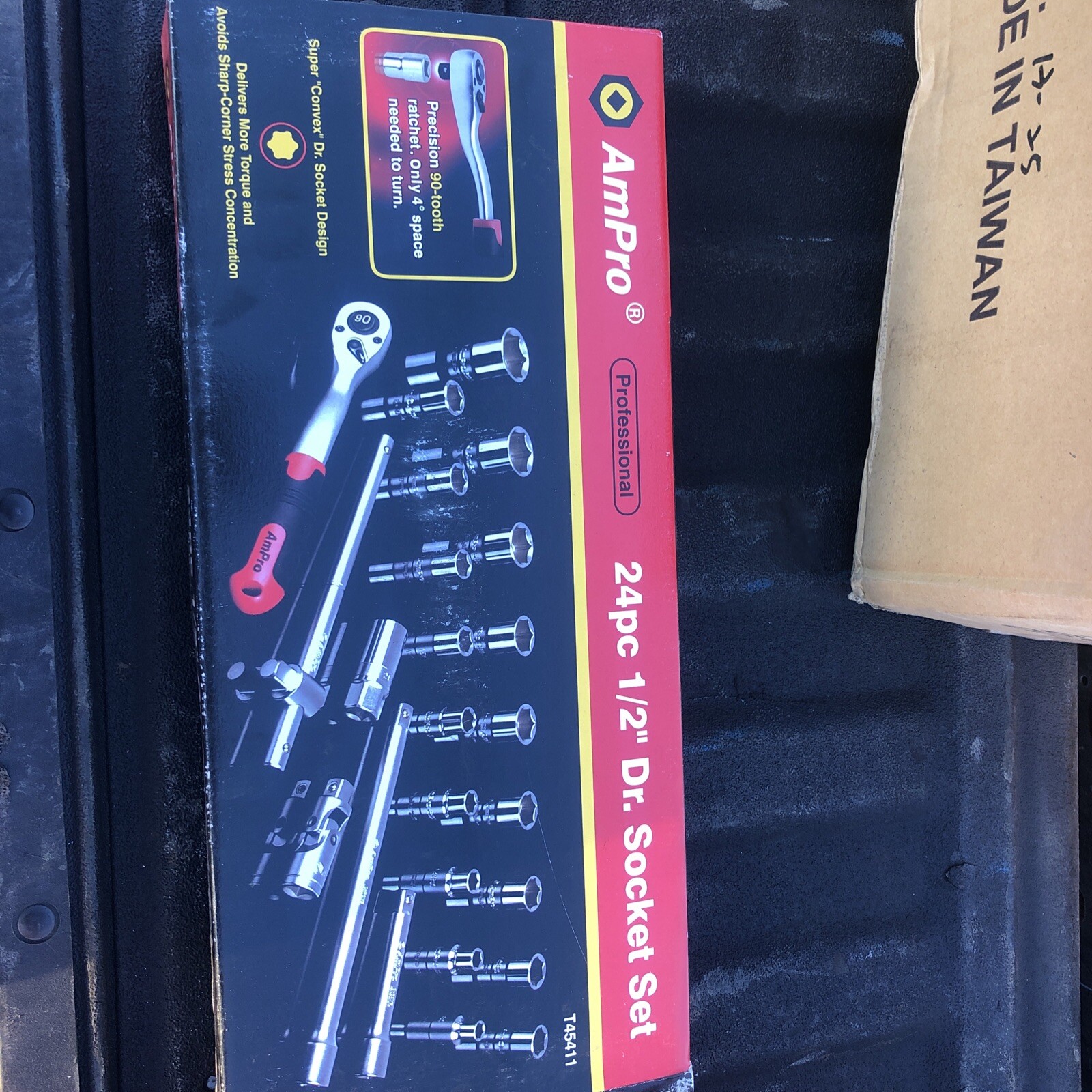 New AmPro 24pc. 6pt. 1/2”Dr. MM Socket Set 10-32mm W/metal Case