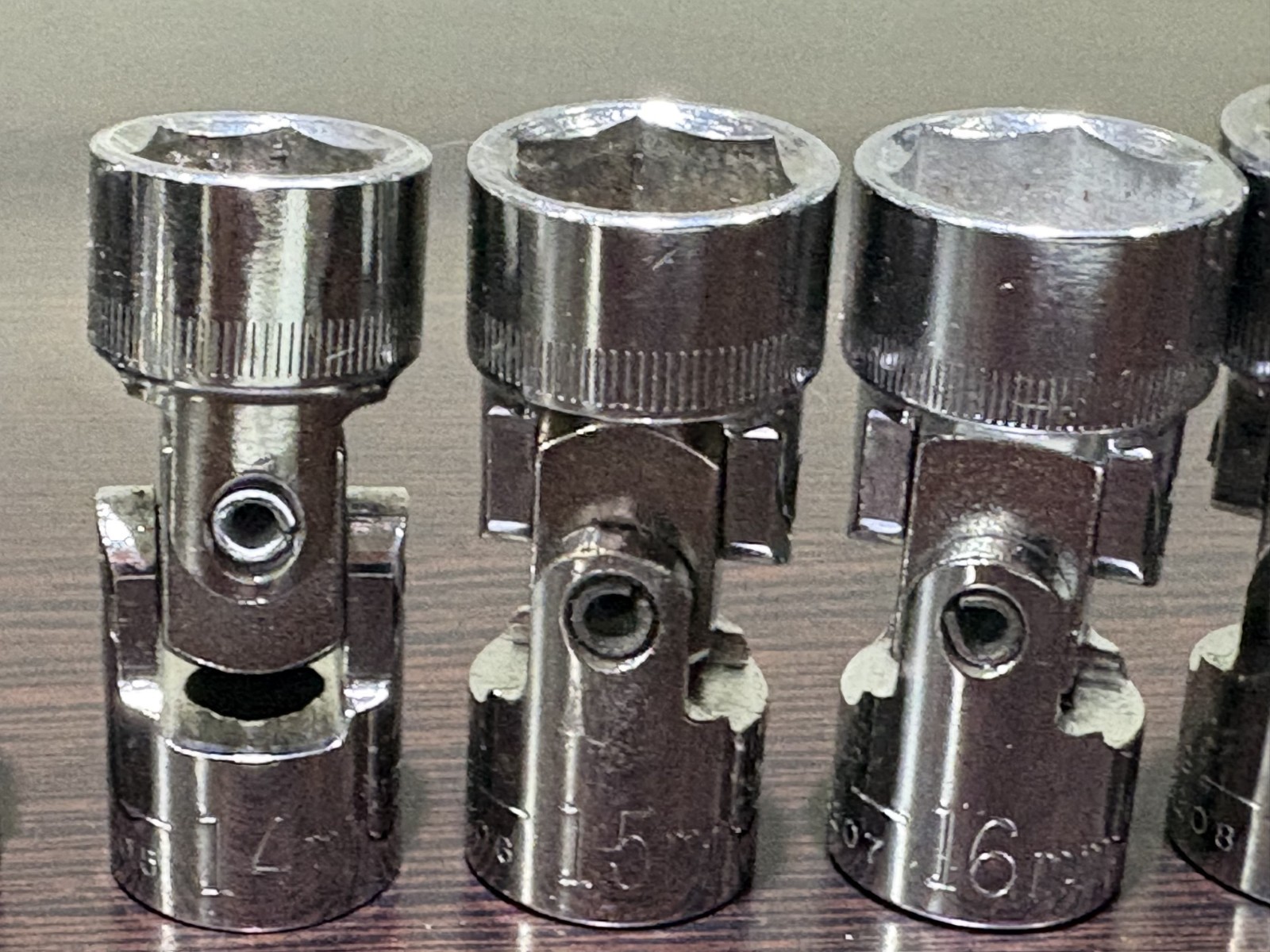 Craftsman 9 Piece Metric Swivel Socket Set 6 Pt 3/8 Drive G/V Series 11-19MM USA