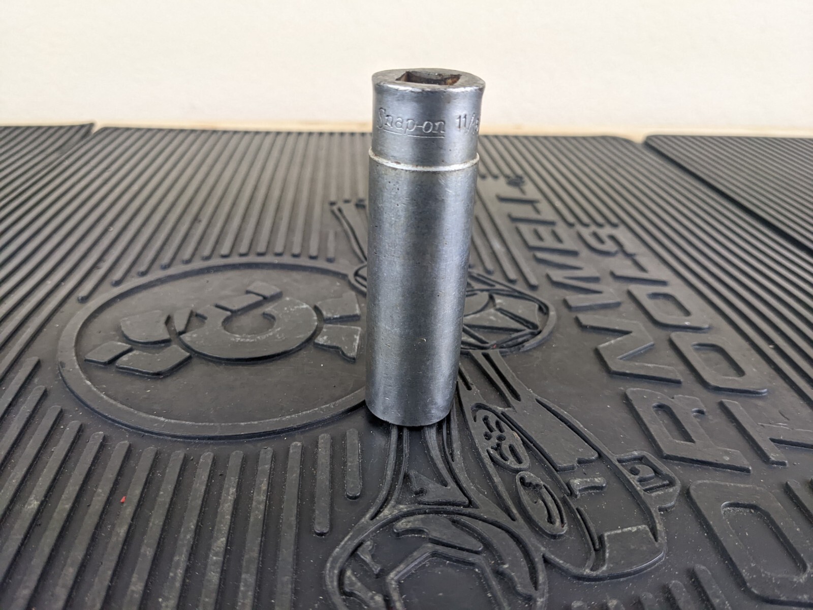 #at793 Snap On Tools SVS221 1/2″ Drive 11/16″ Deep Chrome USA Socket
