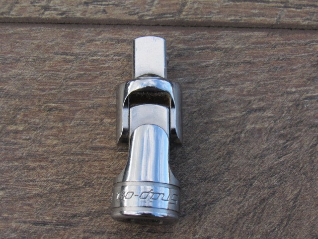 NEW SNAP ON FU8A 3/8″ DRIVE UNIVERSAL SWIVEL JOINT 2 1/16″ LENGTH NEWER LOGO