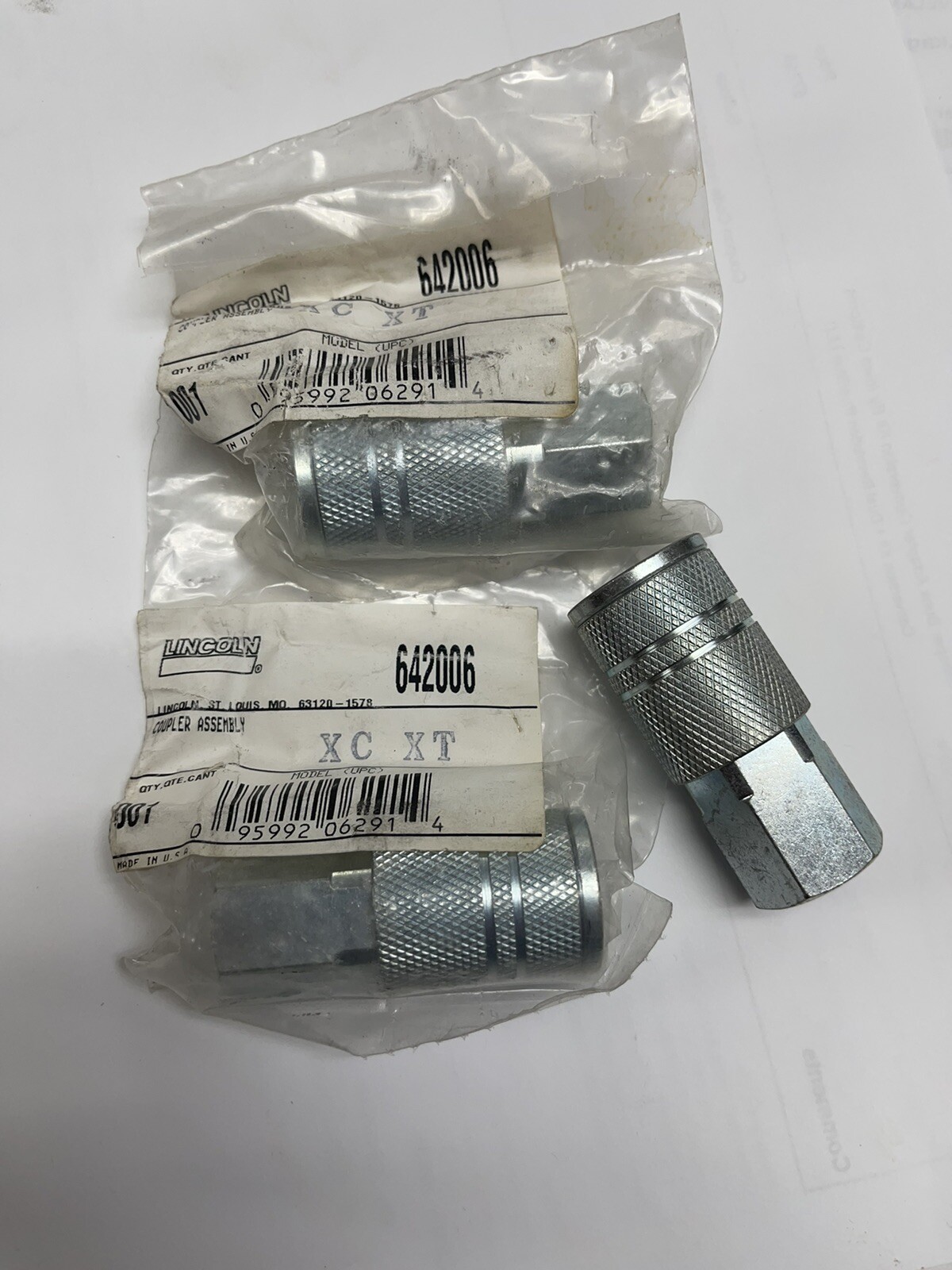 THREE(3) Lincoln Industrial 642006 Air Hose Coupler 3/8″ NPT FREE SHIPPING