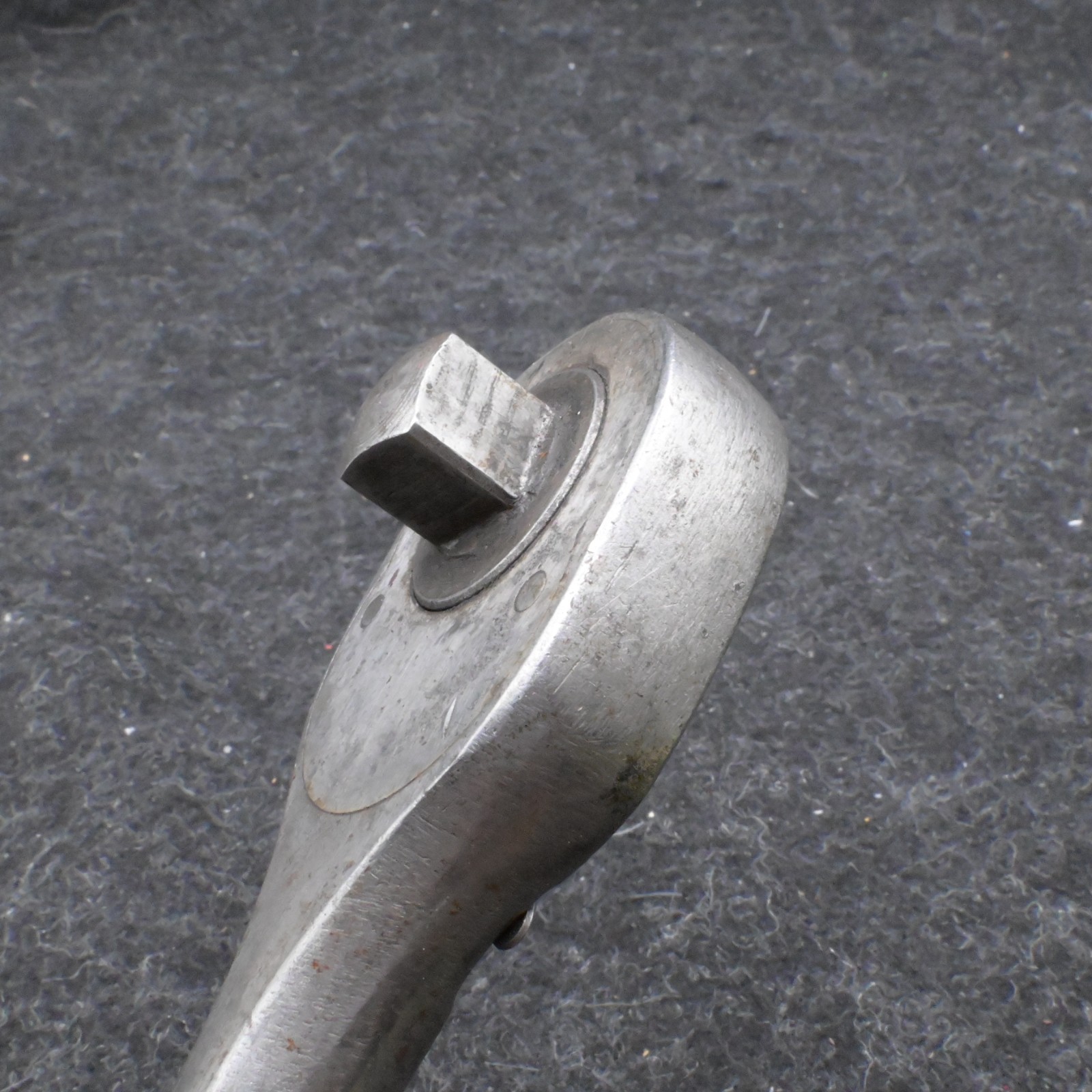 VINTAGE PLOMB PLVMB 5449 1/2″ DRIVE RATCHET PEBBLED Handle FINISH Made In USA