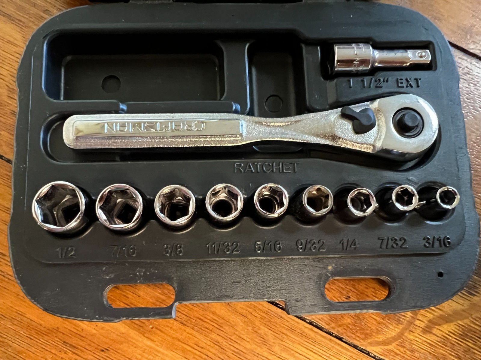 Craftsman USA 11-piece 1/4″ Drive Socket Wrench Set in Case #9-34860