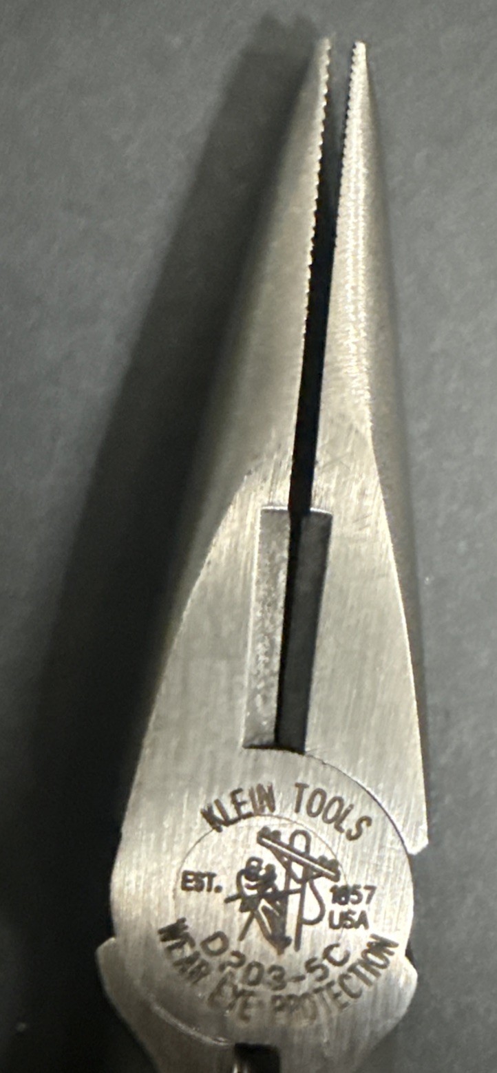 NOS VINTAGE KLEIN TOOLS NEEDLE NOSE PLIERS D203-5C 5-1/2” ORIGINAL BOX NOS