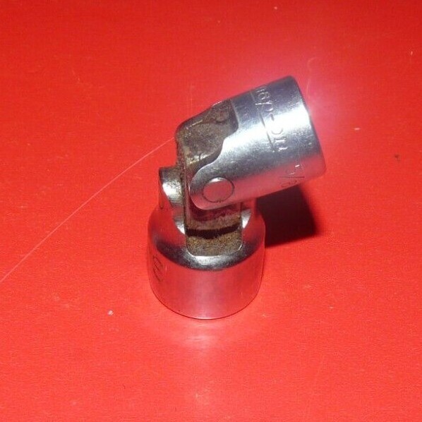 FVU20 Snap-On 3/8″ Drive 5/8″ 12 pt. Universal Swivel Flex Socket