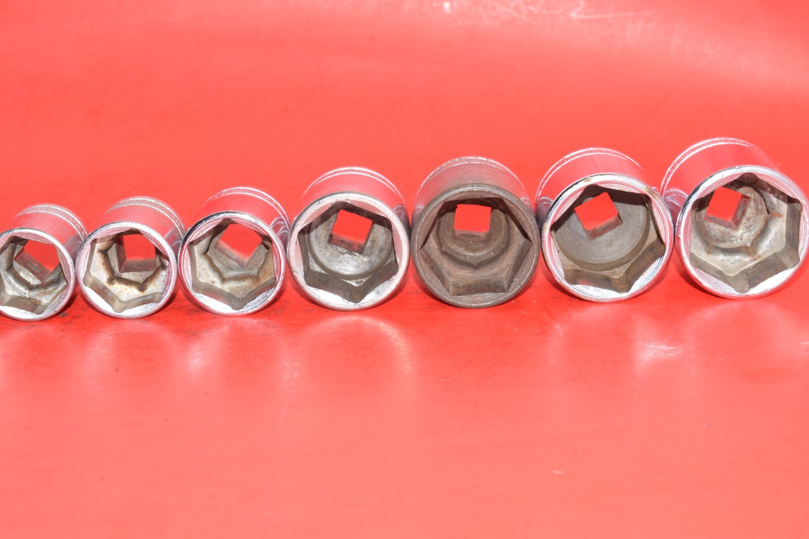 Snap-On 1/2″ Drive 16 PIECE SAE 3/8″ – 1-3/8″ Shallow 6-POINT Flank Socket Set