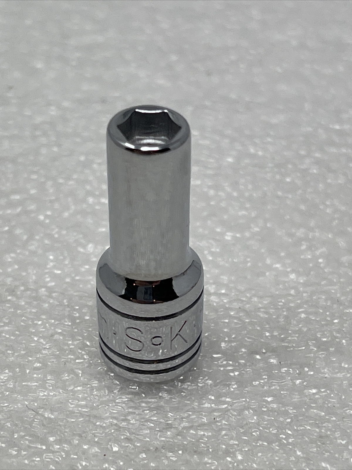 5.5mm SK Hand Tools 1/4″ Drive, 6 Point, Semi-Deep Metric Chrome Socket, 41675