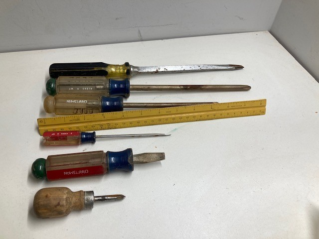 Vintage Lot of 6 Craftsman + Stanley Screwdrivers 3 Flat 3 Phillips Exta Short