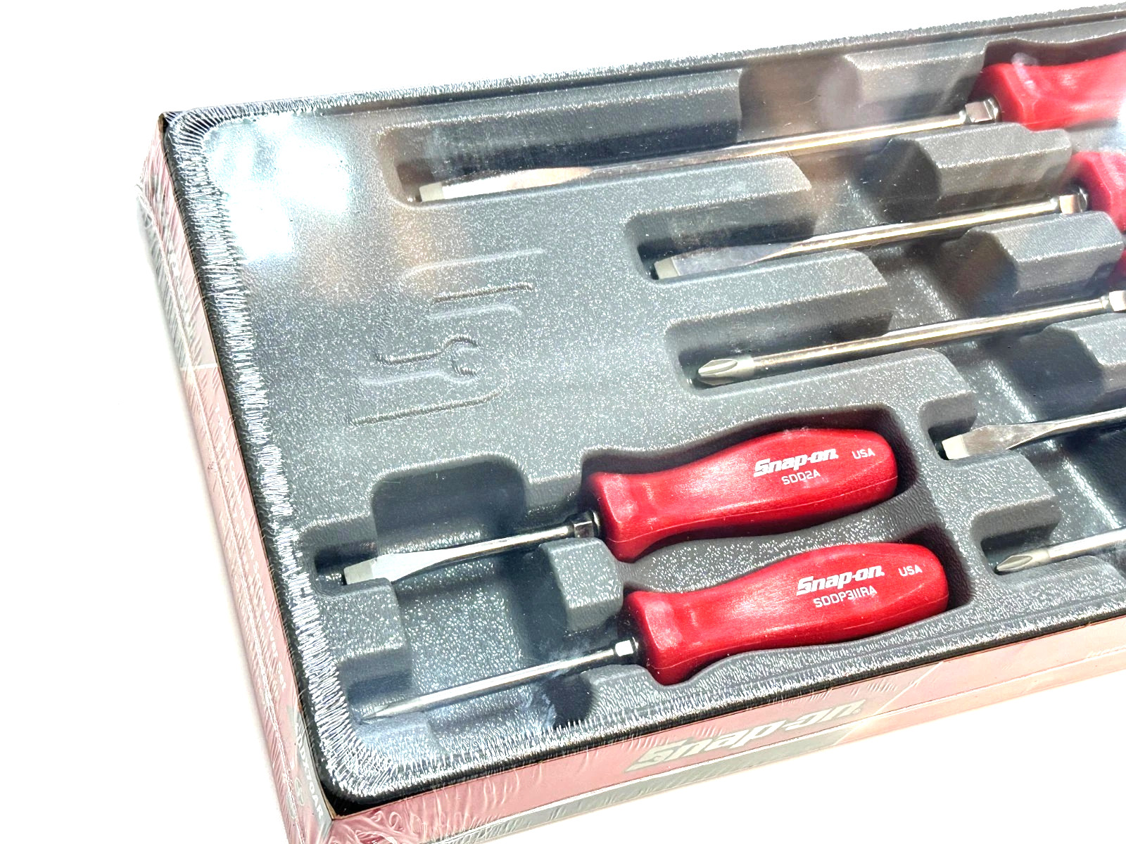 New Snap-on™ 7-Piece Red Hard Handle Screwdriver Set SDDX70AR