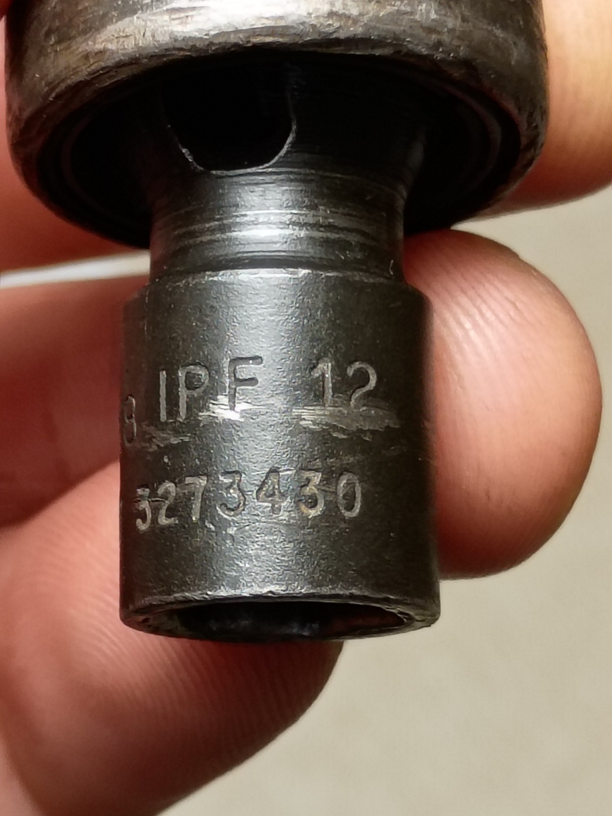 Snap-On Tools IPF12 3/8″ Drive 3/8″ SAE Industrial Impact Swivel Socket