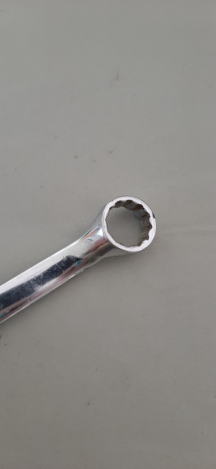 Snap-on Tools USA XB2022 5/8″ x 11/16″ 12pt Point Offset Box End Wrench 614