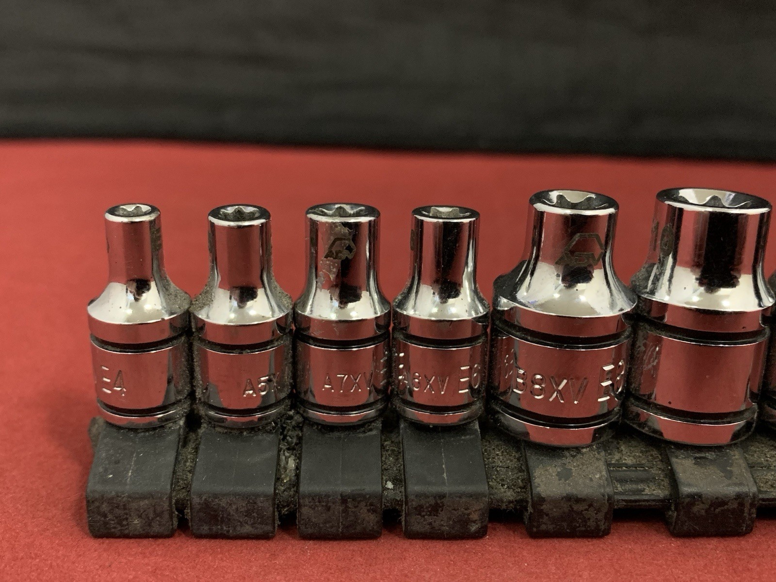 MATCO Tools ADV 11-PC Inverted Torx Sockets SABCX11V E4-E20; 1/4, 3/8, & 1/2″