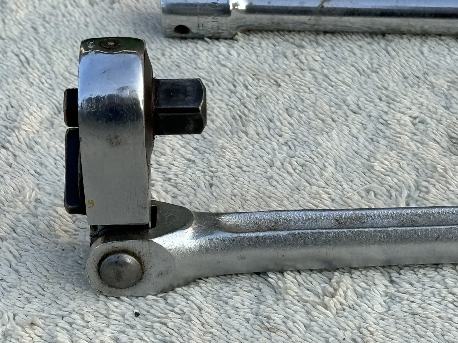 Craftsman 42791 3/8″ Flex Head Quick Release Ratchet 44262 Extension 10” V Tools